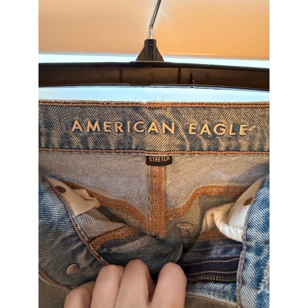 American Eagle distressed jeans - Picture 2 of 3